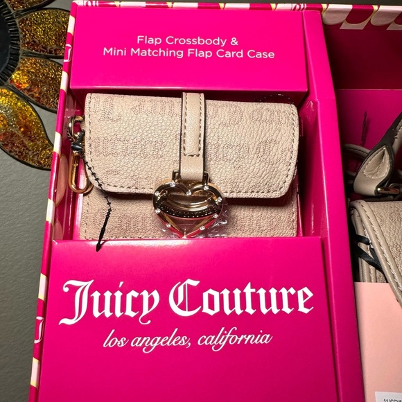 Juicy Couture Gift Set - Picture 2 of 3
